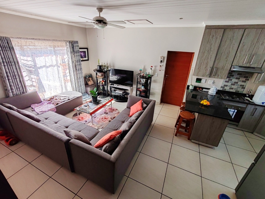 3 Bedroom Property for Sale in Lifestyle Estate North West